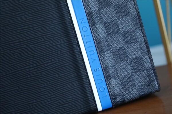 1:1 Replica Louis Vuitton LV Pochette Voyage MM Epi Damier Graphite Canvas Black Unique Bag For Men M56827 - 27cm