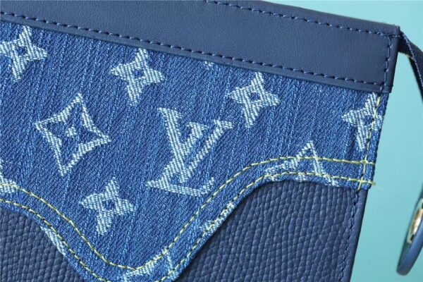 1:1 Replica Louis Vuitton LV Pochette Voyage MM Monogram Drip Blue By Nigo Unique Bag For Men M45961 - 27cm
