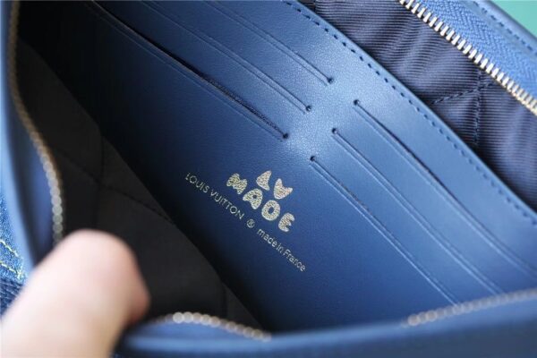 1:1 Replica Louis Vuitton LV Pochette Voyage MM Monogram Drip Blue By Nigo Unique Bag For Men M45961 - 27cm