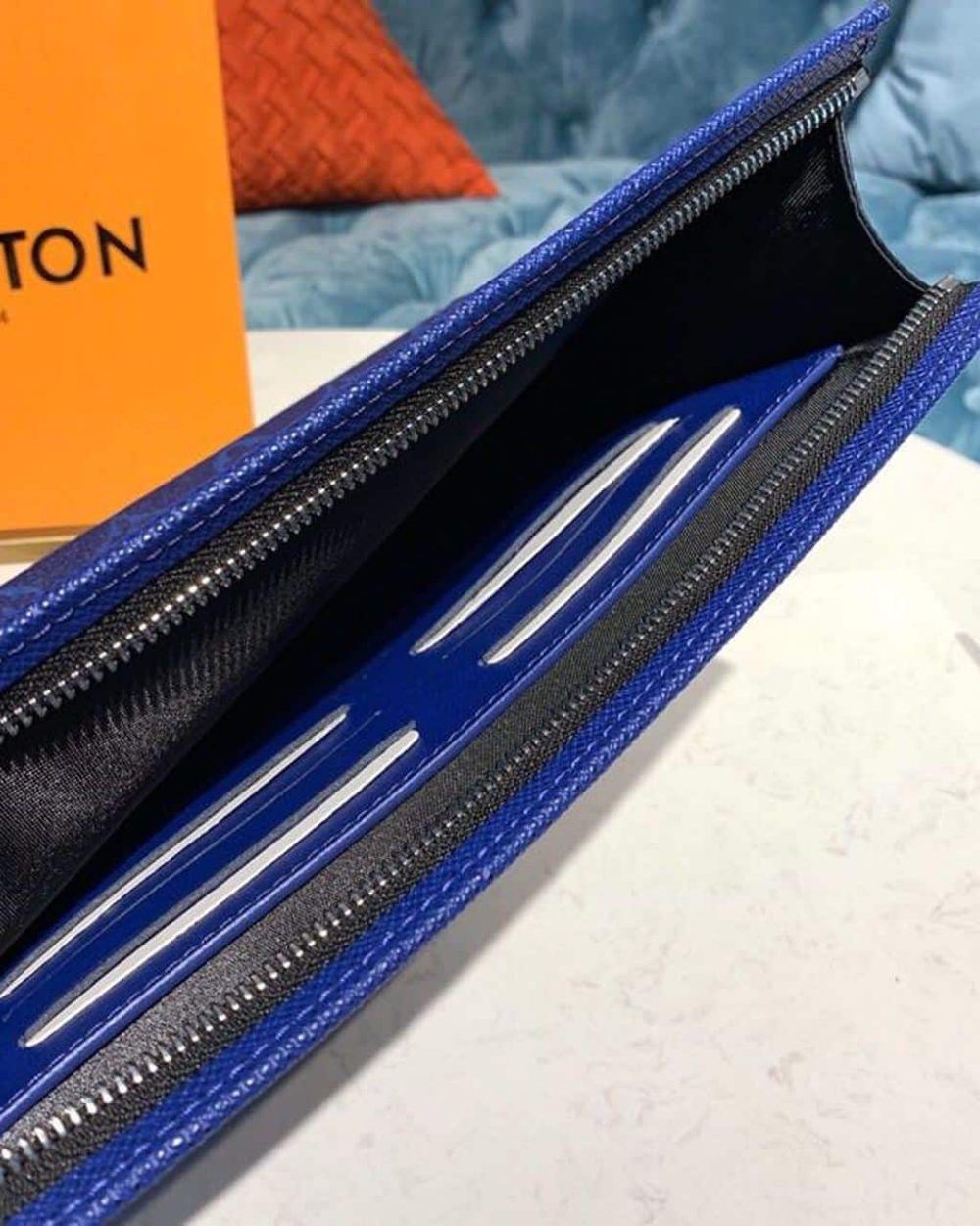 1:1 Replica Louis Vuitton LV Pochette Voyage MM Monogram Eclipse Canvas Pacific Blue Unique Bag For Men M30423 - 10.6in/27cm