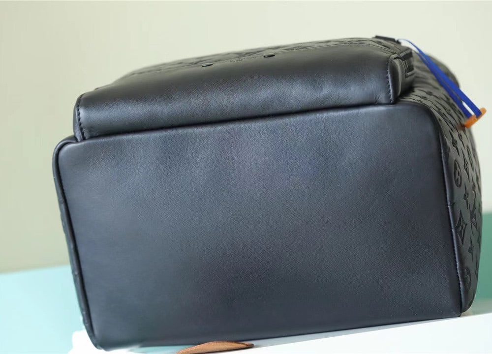 1:1 Replica Louis Vuitton LV Racer Backpack Monogram Shadow Leather Unique Bag For Men M46109 - 41cm