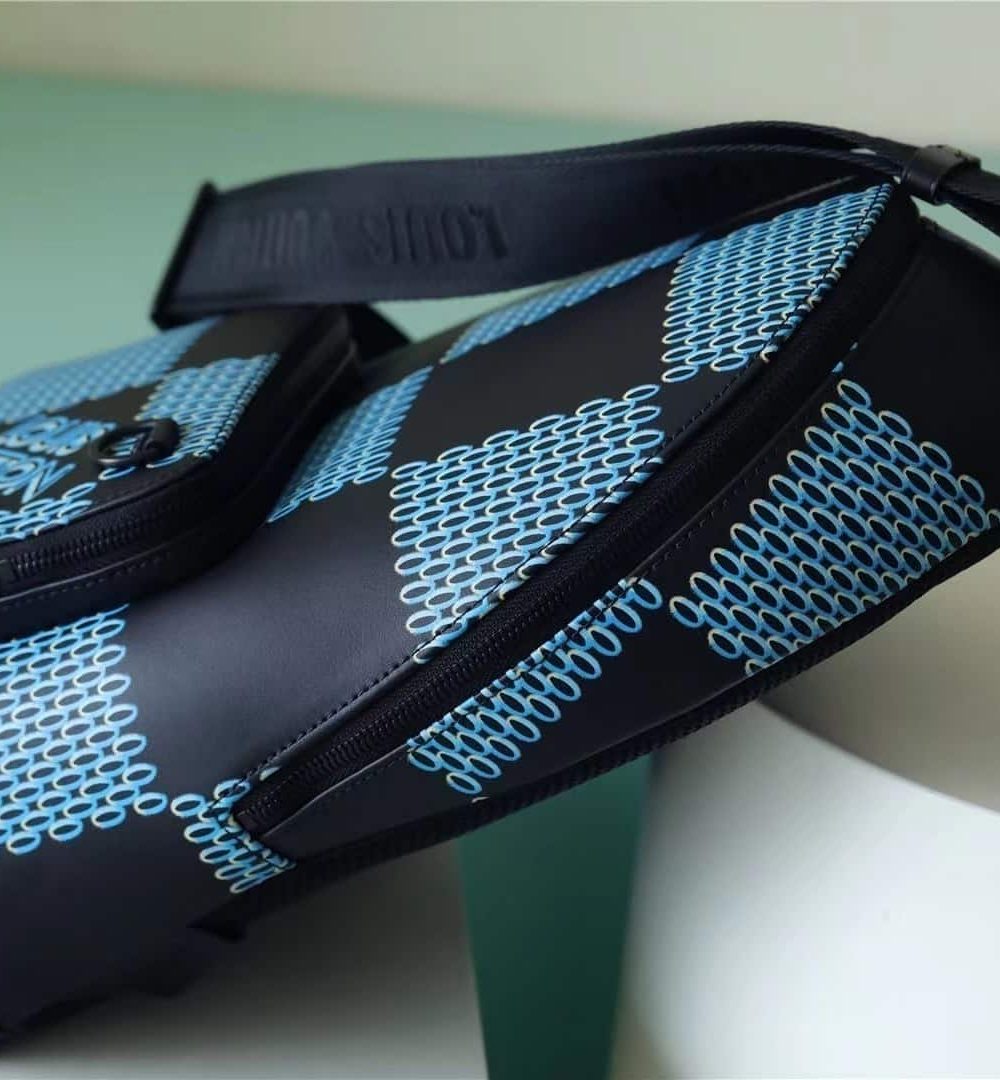 1:1 Replica Louis Vuitton LV Racer Damier Spray Blue Unique Bag For Men - 16in/41cm