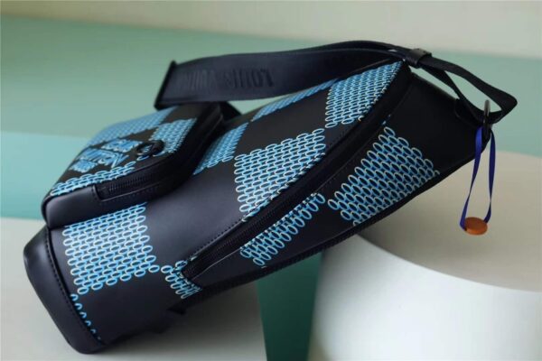 1:1 Replica Louis Vuitton LV Racer Damier Spray Blue Unique Bag For Men - 16in/41cm