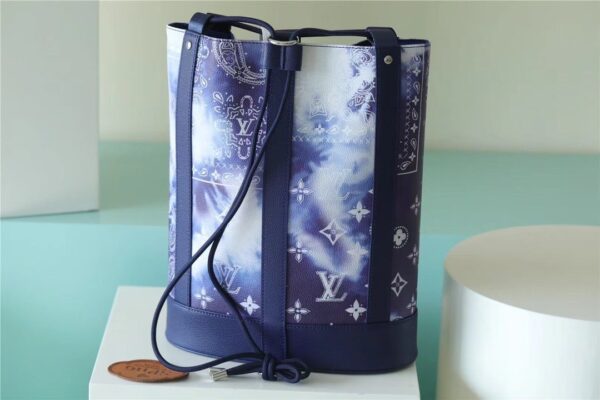1:1 Replica Louis Vuitton LV Randonee Messenger Monogram Stripes Blue Unique Bag For Men - 10.4in/26cm