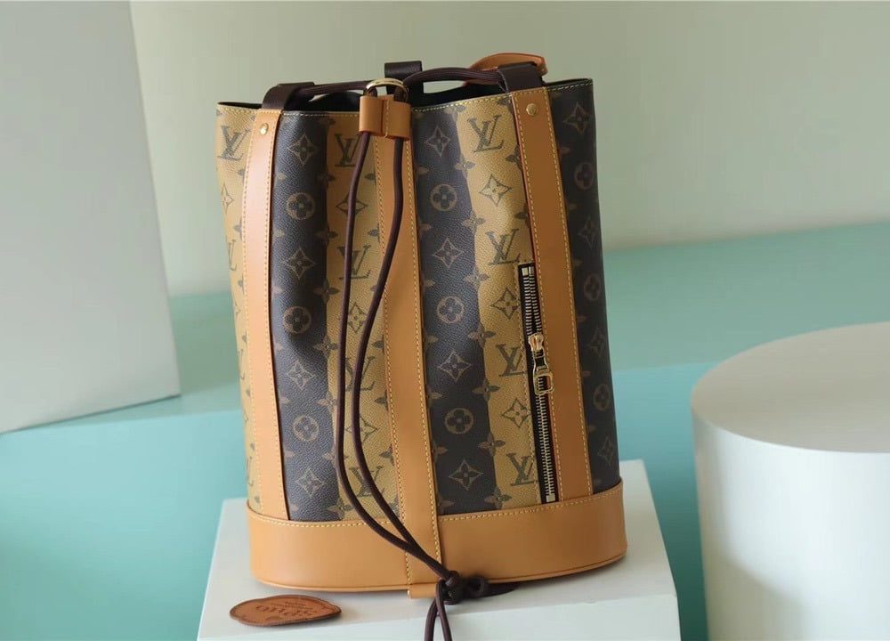 1:1 Replica Louis Vuitton LV Randonee Messenger Monogram Stripes Brown Unique Bag For Men M45968 - 10.4in/26cm