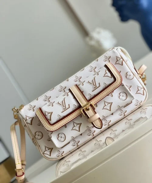 louis-vuitton-replica-maxi-multi-pochette-accessories-m20920