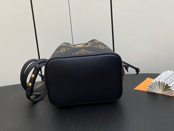 1:1 Replica Louis Vuitton LV Néonoé BB Monogram Empreinte Leather Luxury Bag For Women M46734- 7.9 Inches/ 20 Cm