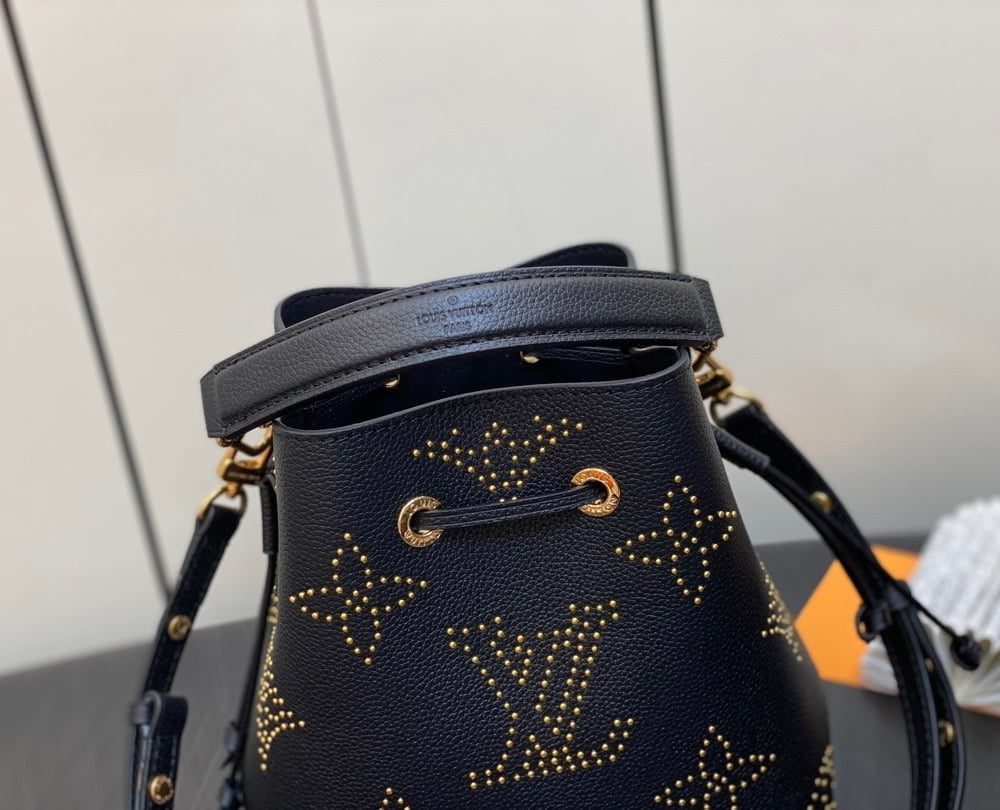 1:1 Replica Louis Vuitton LV Néonoé BB Monogram Empreinte Leather Luxury Bag For Women M46734- 7.9 Inches/ 20 Cm