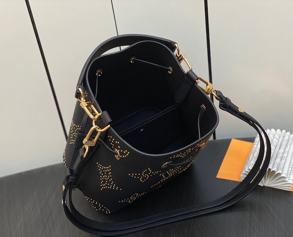 1:1 Replica Louis Vuitton LV Néonoé BB Monogram Empreinte Leather Luxury Bag For Women M46734- 7.9 Inches/ 20 Cm