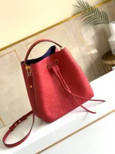 louis-vuitton-replica-néonoé-mm-monogram-empreinte-leather