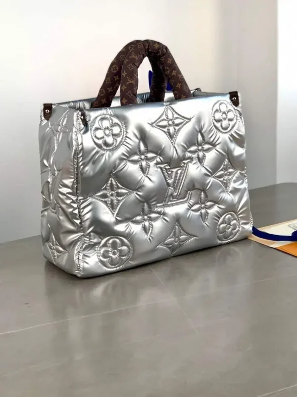 louis-vuitton-replica-pillow-onthego-gm-silver-m21053