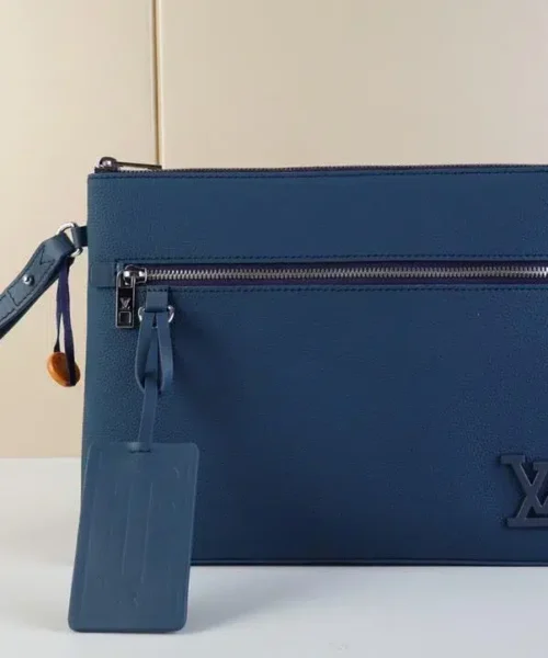 louis-vuitton-replica-pochette-ipad-blue-aerogram