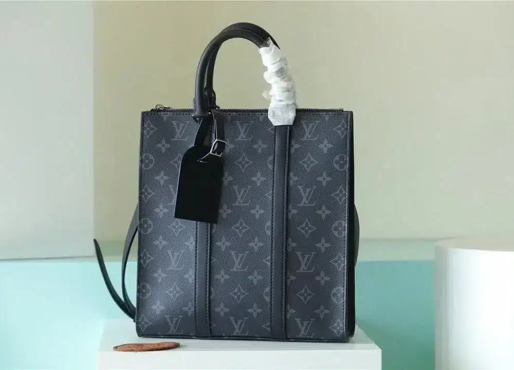 louis-vuitton-replica-sac-plat-cross-monogram-eclipse-reverse-canvas-m59664