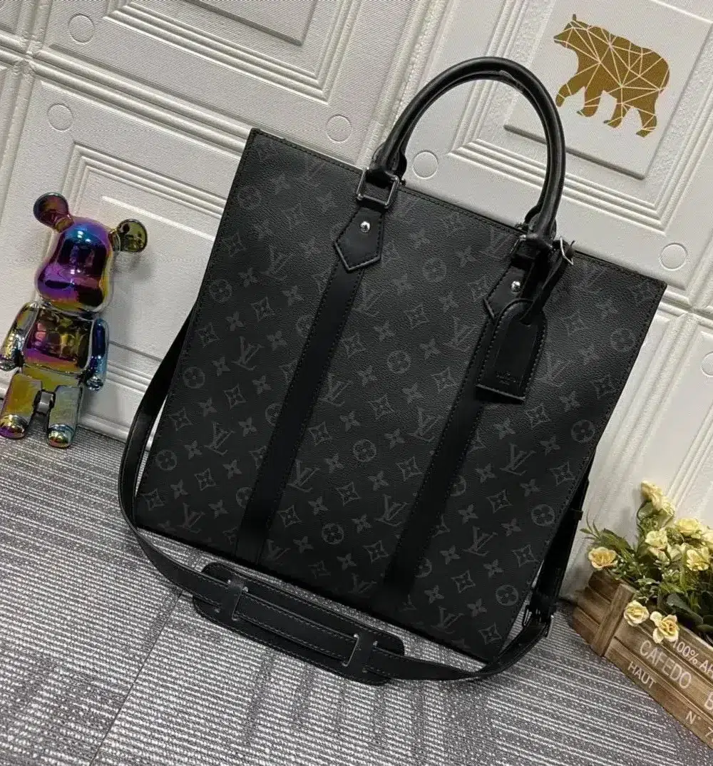 louis-vuitton-replica-sac-plat-cross-taurillon-black-m59960