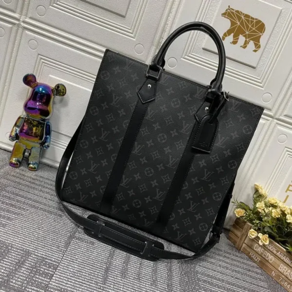 louis-vuitton-replica-sac-plat-cross-taurillon-black-m59960