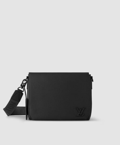 louis-vuitton-replica-takeoff-messenger-lv-aerogram-m57080