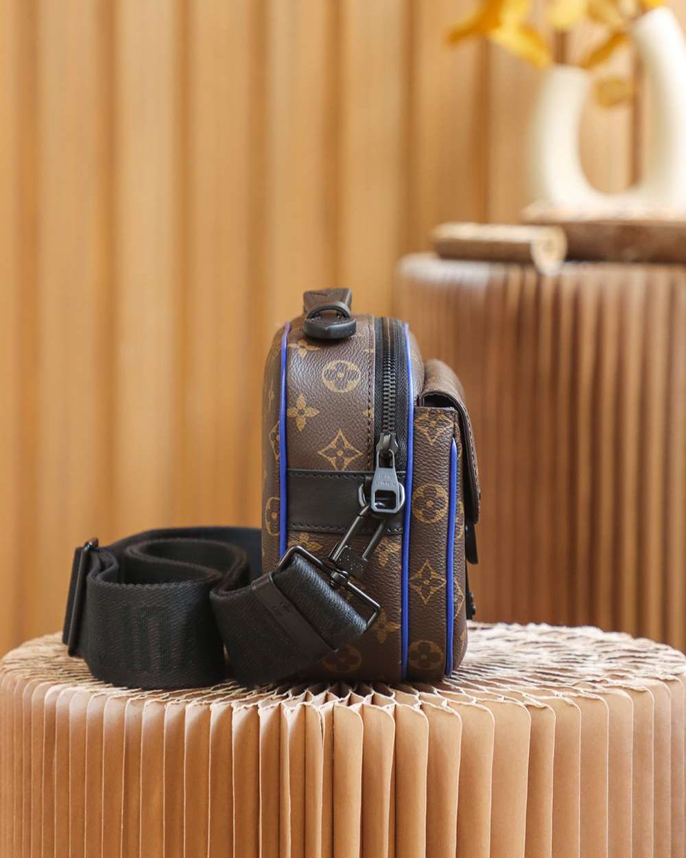 1:1 Replica Louis Vuitton LV S Lock Slingbag Monogram Macassar Luxury Bag For Women M45863 - 22cm / 8.7in