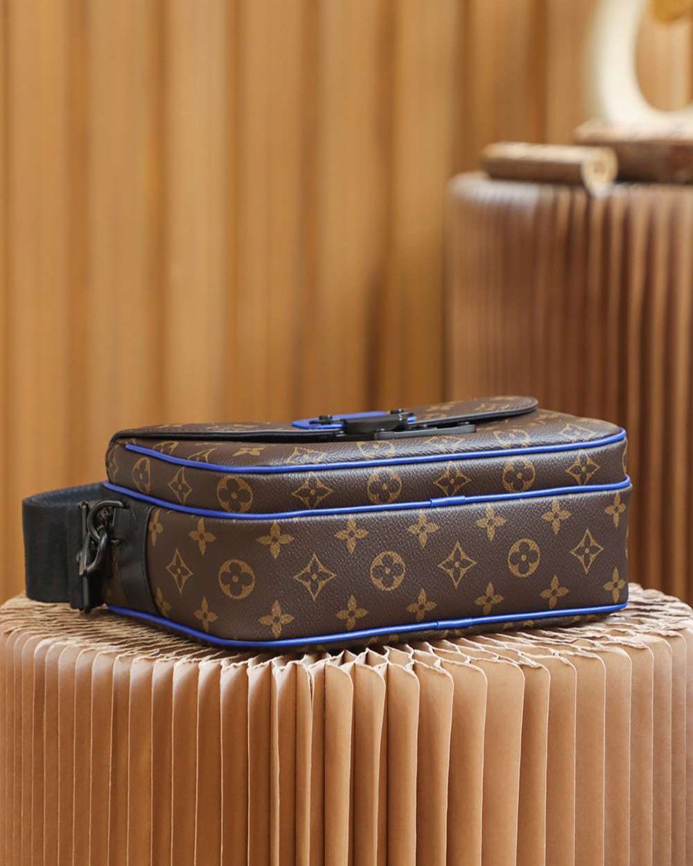 1:1 Replica Louis Vuitton LV S Lock Slingbag Monogram Macassar Luxury Bag For Women M45863 - 22cm / 8.7in