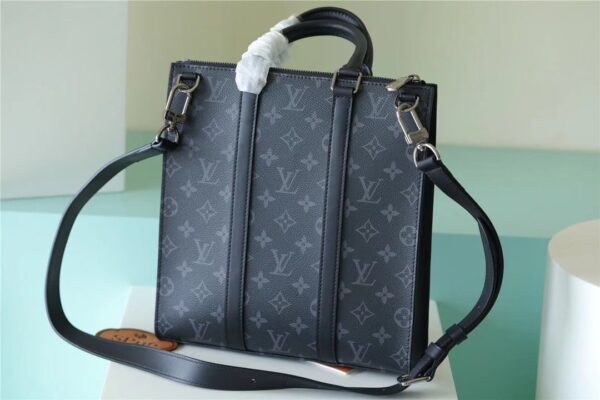 1:1 Replica Louis Vuitton LV Sac Plat Cross Monogram Eclipse Reverse Canvas Unique Bag For Men M59664 - 11.2in/28.5cm