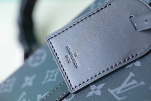 1:1 Replica Louis Vuitton LV Sac Plat Cross Monogram Eclipse Reverse Canvas Unique Bag For Men M59664 - 11.2in/28.5cm
