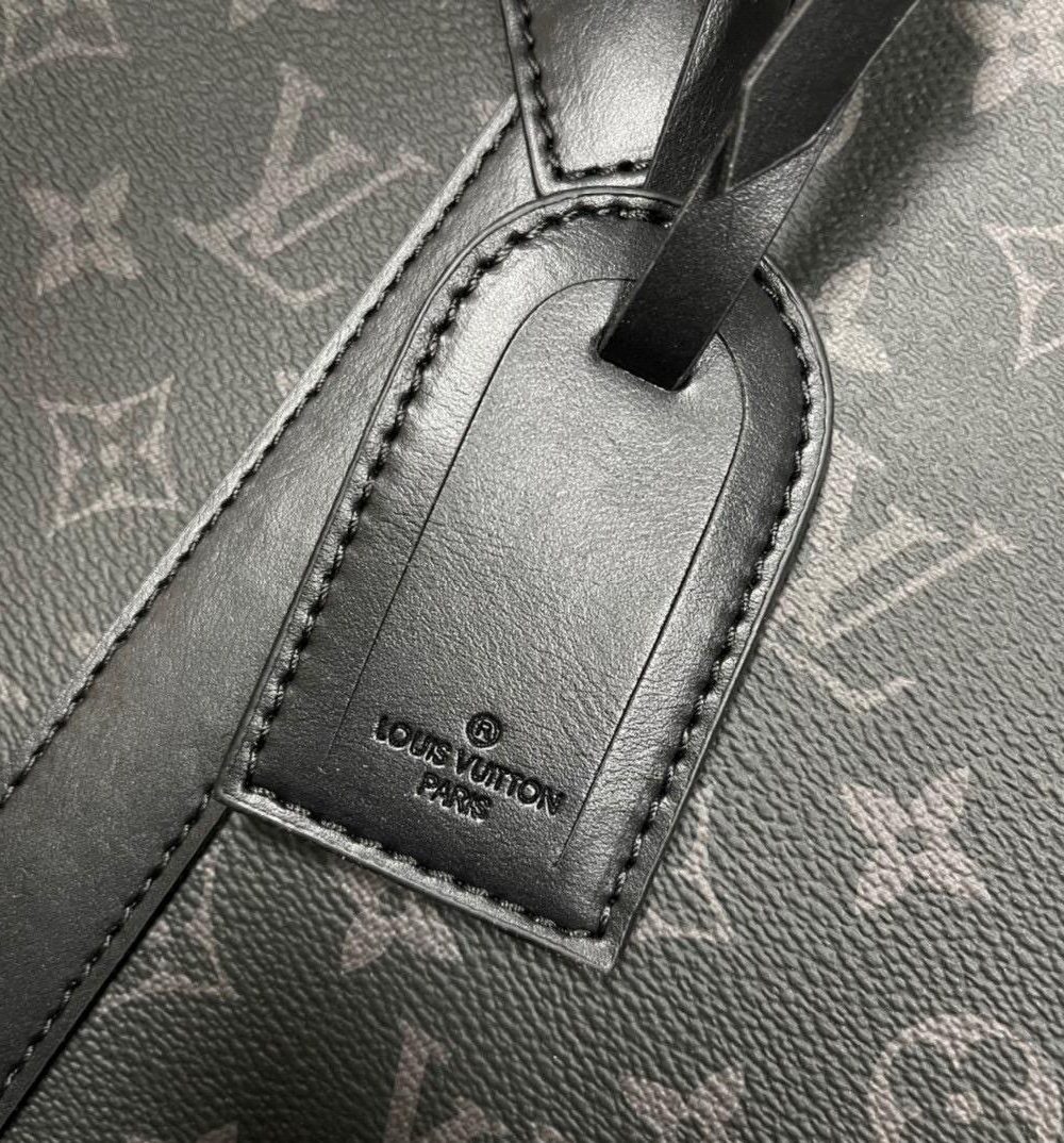 1:1 Replica Louis Vuitton LV Sac Plat Cross Taurillon Black Unique Bag For Men M59960 - 28.5in/11.2cm