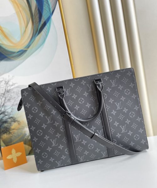 1:1 Replica Louis Vuitton LV Sac Plat Horizontal Zippe Monogram Eclipse Unique Bag For Men M45265 - 15.4in/39cm