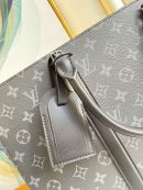 1:1 Replica Louis Vuitton LV Sac Plat Horizontal Zippe Monogram Eclipse Unique Bag For Men M45265 - 15.4in/39cm