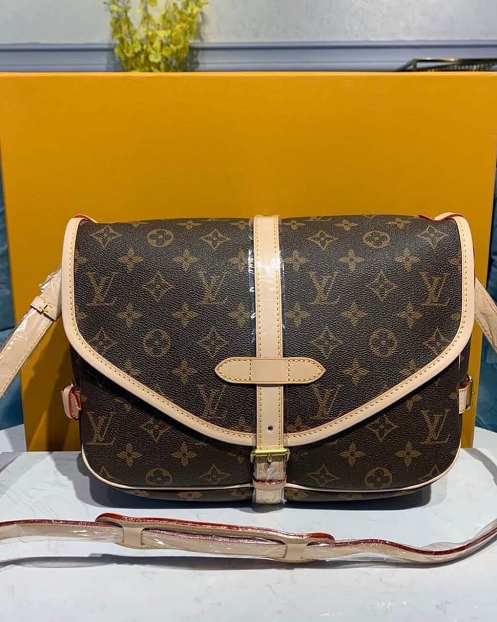 1:1 Replica Louis Vuitton LV Saumur MM Monogram Canvas Luxury Bag For Women M40710 -  11.8in/30cm
