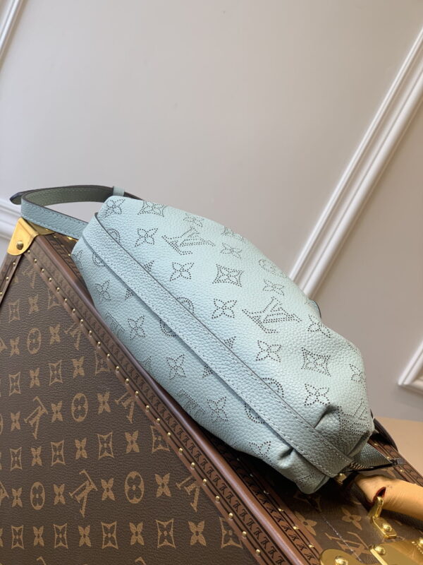 1:1 Replica Louis Vuitton LV Scala Mini Pouch Vert Lagon 9in/ 23cm M80094 Luxury Bag For Women