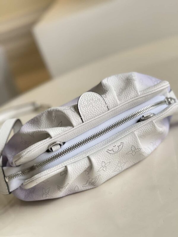 1:1 Replica Louis Vuitton LV Scala Mini Pouch White Luxury Bag For Women M80410 - 9.1in/23cm