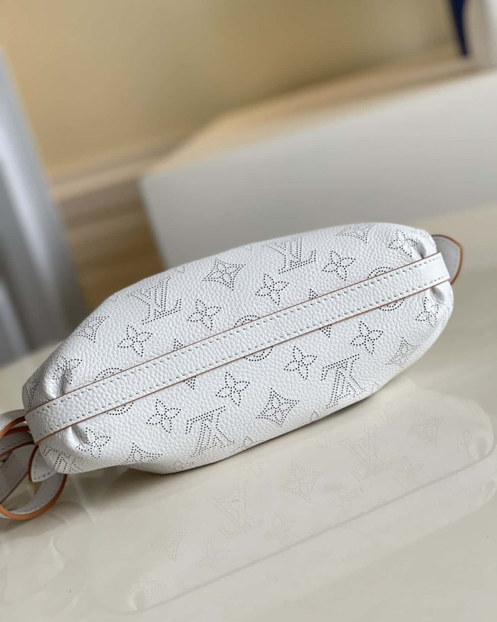 1:1 Replica Louis Vuitton LV Scala Mini Pouch White Luxury Bag For Women M80410 - 9.1in/23cm
