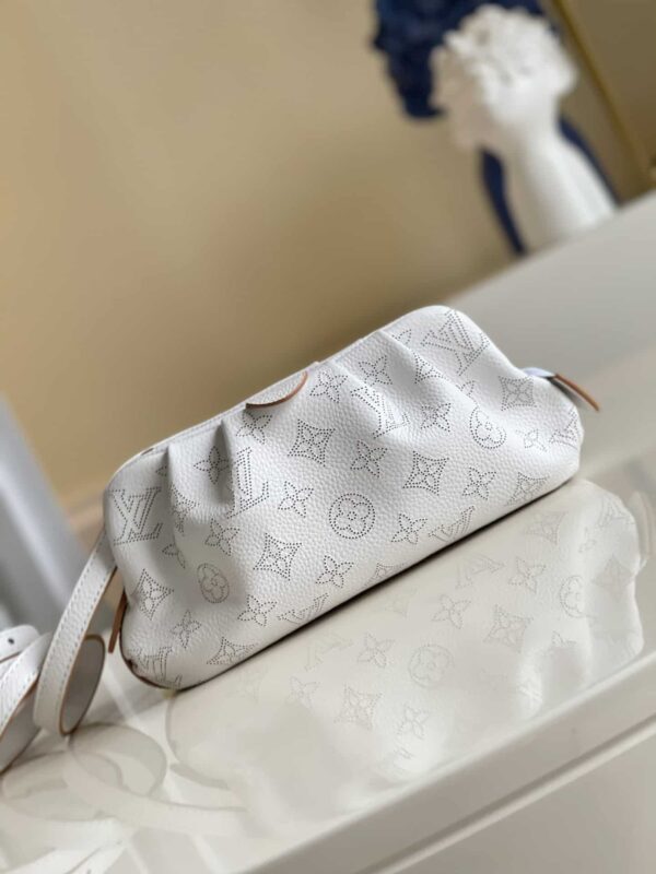 1:1 Replica Louis Vuitton LV Scala Mini Pouch White Luxury Bag For Women M80410 - 9.1in/23cm