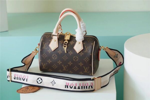 1:1 Replica Louis Vuitton LV Speedy Bandoulière 20 Monogram Canvas Black Luxury Bag For Women M46234 - 20cm/7.9in