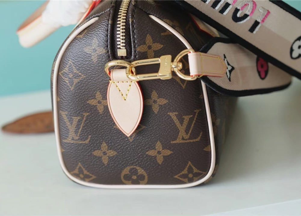 1:1 Replica Louis Vuitton LV Speedy Bandoulière 20 Monogram Canvas Black Luxury Bag For Women M46234 - 20cm/7.9in