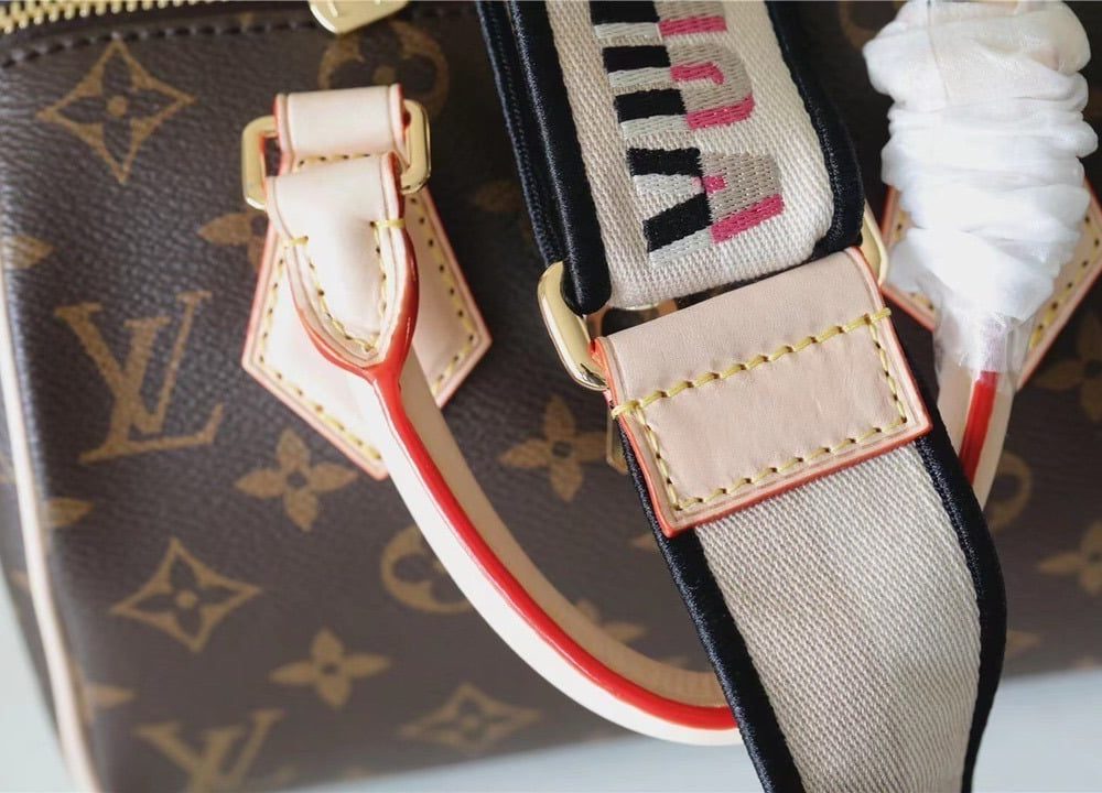 1:1 Replica Louis Vuitton LV Speedy Bandoulière 20 Monogram Canvas Black Luxury Bag For Women M46234 - 20cm/7.9in