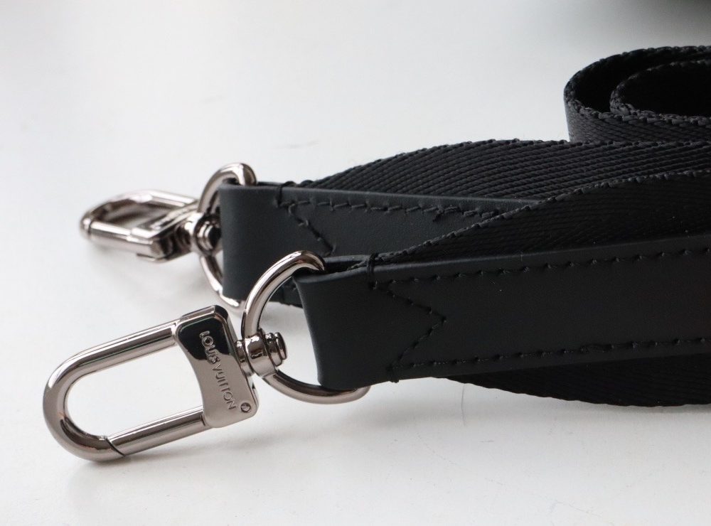 1:1 Replica Louis Vuitton LV Studio Messenger Damier Graphite Gray Unique Bag For Men N50013 - 9.3in/25.3cm