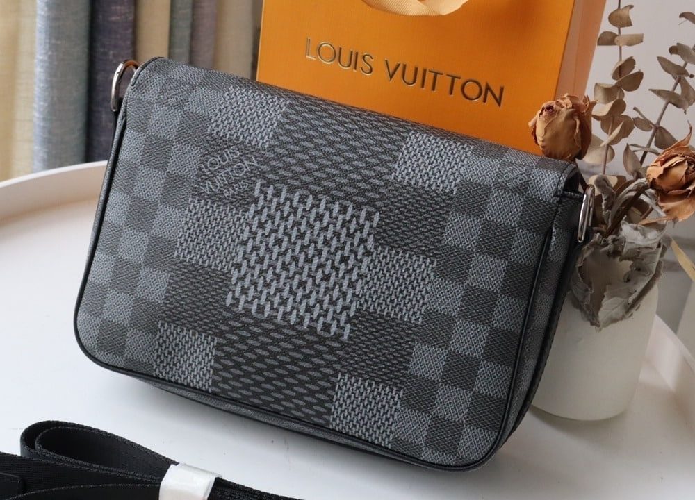 1:1 Replica Louis Vuitton LV Studio Messenger Damier Graphite Gray Unique Bag For Men N50013 - 9.3in/25.3cm