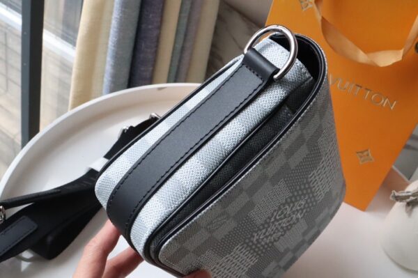 1:1 Replica Louis Vuitton LV Studio Messenger Damier Graphite Plaster Unique Bag For Men N50014 - 9.3in/25.3cm
