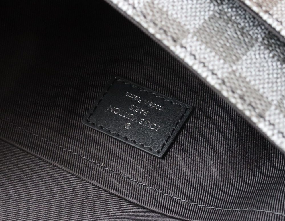 1:1 Replica Louis Vuitton LV Studio Messenger Damier Graphite Plaster Unique Bag For Men N50014 - 9.3in/25.3cm