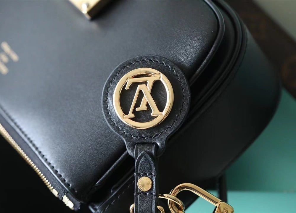 1:1 Replica Louis Vuitton LV Swing Black Leather Luxury Bag For Women M20393 - 24cm/9.4in