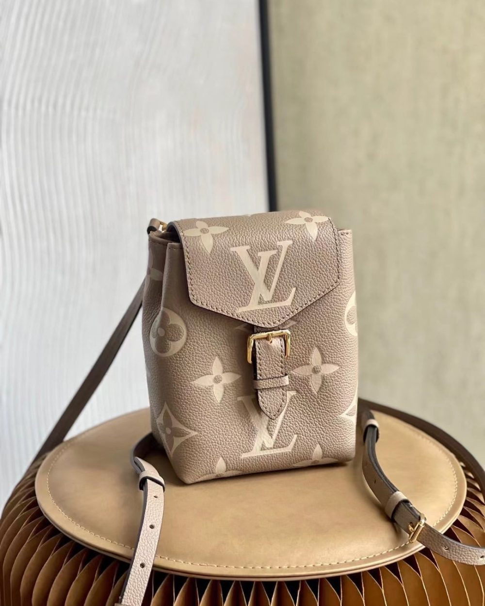 1:1 Replica Louis Vuitton LV Tiny Backpack Bicolor Monogram Empreinte Leather Luxury Bag For Women M80738 - 19cm