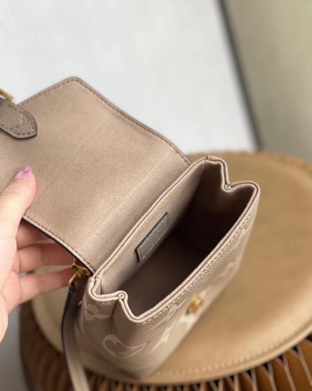 1:1 Replica Louis Vuitton LV Tiny Backpack Bicolor Monogram Empreinte Leather Luxury Bag For Women M80738 - 19cm