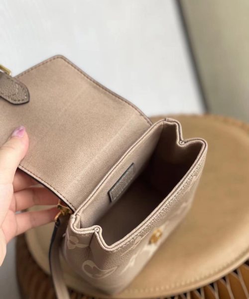 1:1 Replica Louis Vuitton LV Tiny Backpack Bicolor Monogram Empreinte Leather Luxury Bag For Women M80738 - 19cm