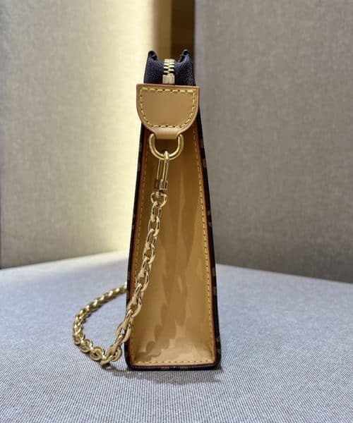 1:1 Replica Louis Vuitton LV Toiletry Pouch On Chain 26 Practical Bag Monogram Unique Bag for Men M81412 - 25 cm/ 9.8 in