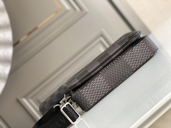 1:1 Replica Louis Vuitton LV Trio Messenger Damier Graphite Black Unique Bag For Men N50017 - 9.8in/25cm