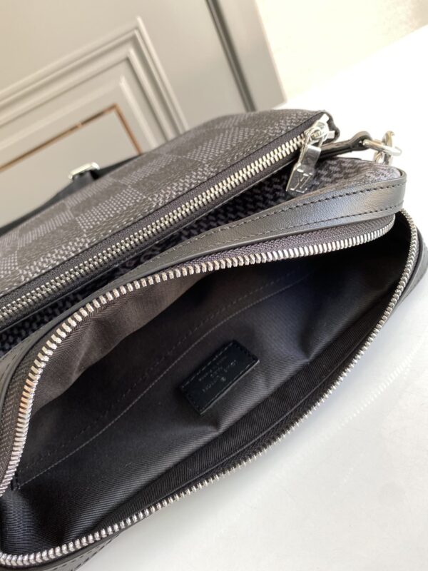 1:1 Replica Louis Vuitton LV Trio Messenger Damier Graphite Black Unique Bag For Men N50017 - 9.8in/25cm