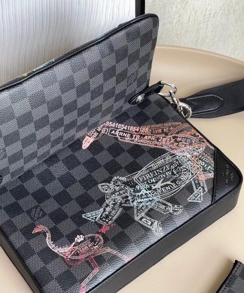 1:1 Replica Louis Vuitton LV Trio Messenger Damier Graphite Canvas Unique Bag For Men N58040 - 9.8in/25cm