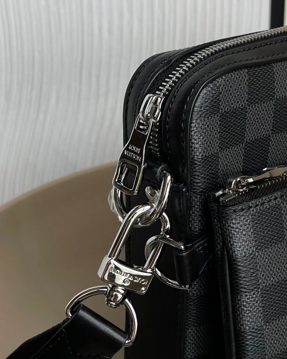 1:1 Replica Louis Vuitton LV Trio Messenger Damier Graphite Canvas Unique Bag For Men N58040 - 9.8in/25cm