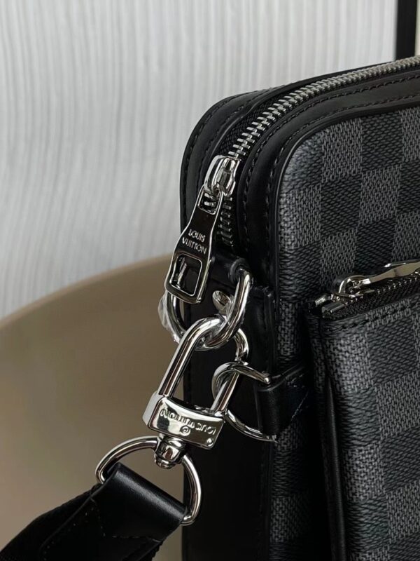 1:1 Replica Louis Vuitton LV Trio Messenger Damier Graphite Canvas Unique Bag For Men N58040 - 9.8in/25cm