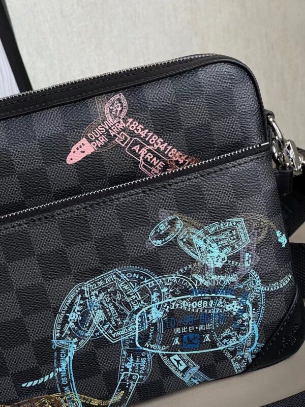 1:1 Replica Louis Vuitton LV Trio Messenger Damier Graphite Canvas Unique Bag For Men N58040 - 9.8in/25cm